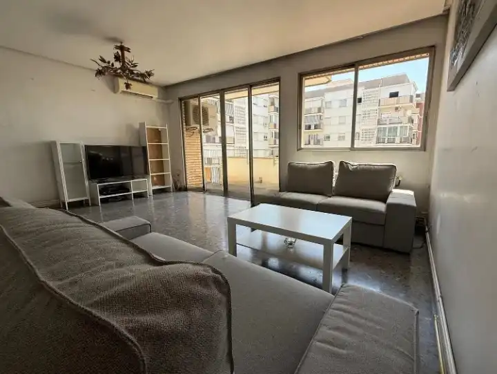 Sala de estar de Piso en venta en Valencia con Aire acondicionado, Calefacción y Amueblado