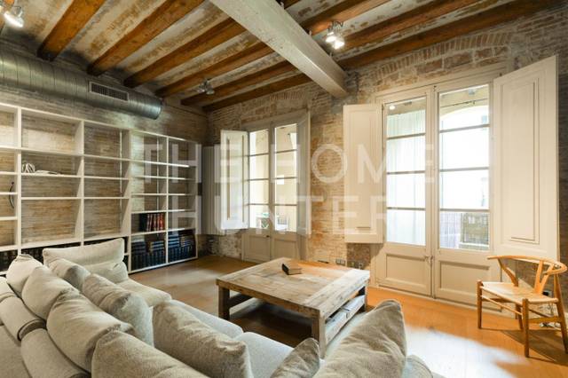 Piso en Venta en Xuclà en El Raval