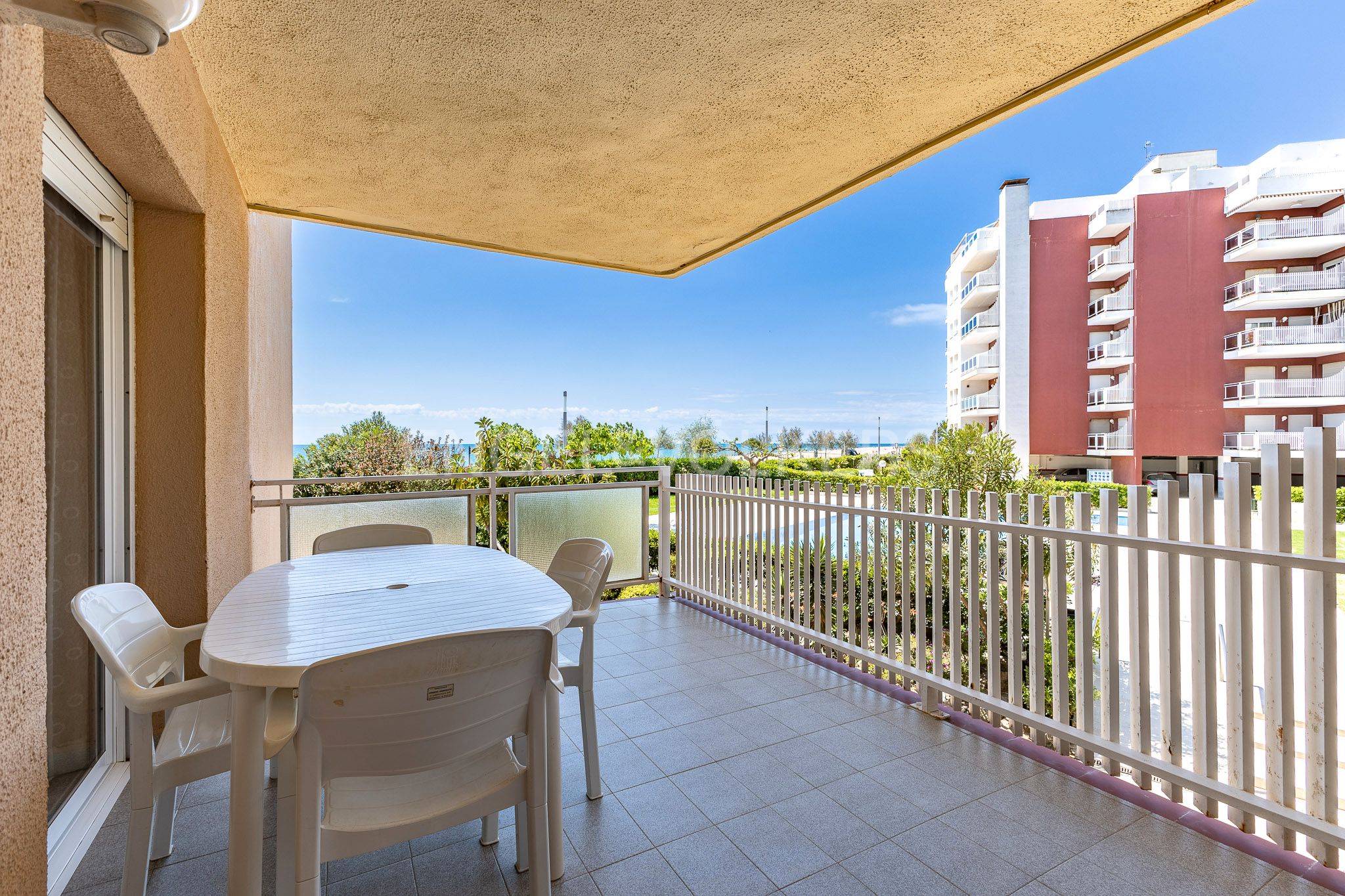 Terrassa de Apartament en venda en Santa Susanna amb Aire condicionat, Calefacció i Jardí privat