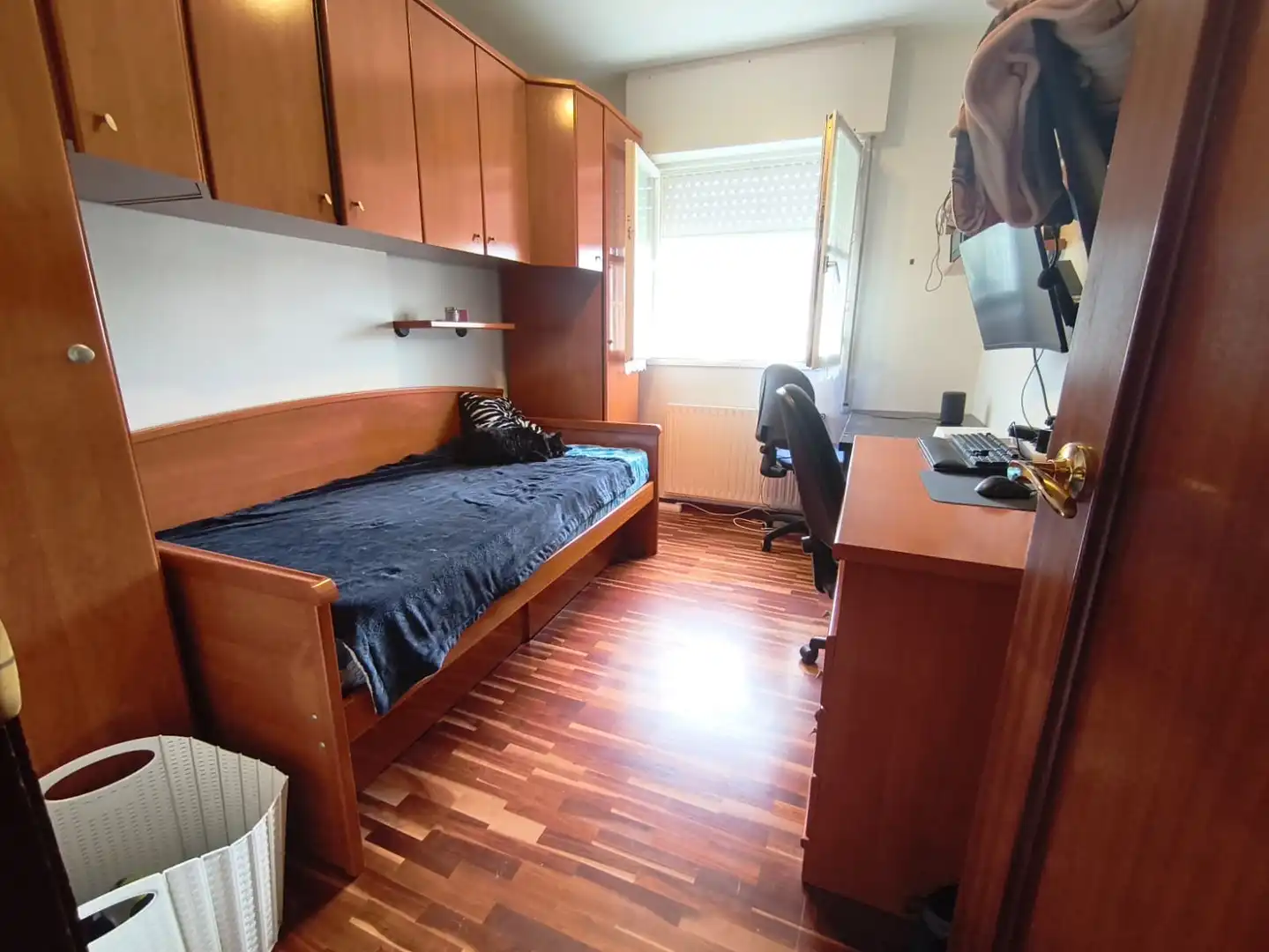 Schlafzimmer von Einfamilien-Reihenhaus zum Verkauf in Valdés - Luarca