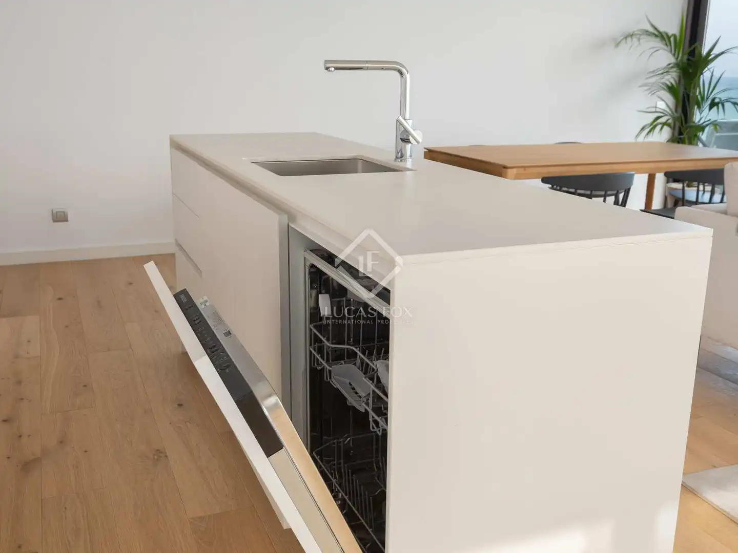 Kitchen of Flat for sale in Lloret de Mar  with Air Conditioner, Heating and Balcony