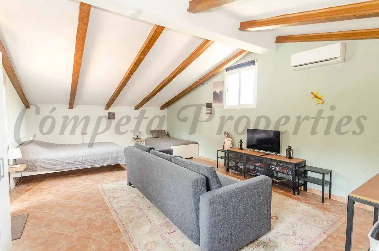 Casa amb piscina en venda a Sayalonga, imagen 22