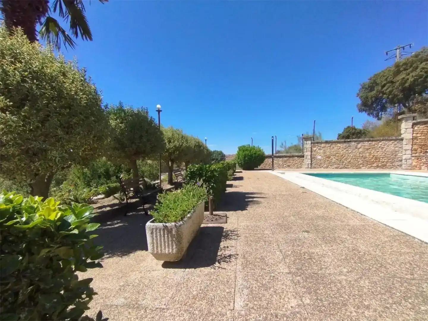 Vista exterior de Pis en venda en Ciudad Rodrigo amb Jardí privat, Piscina i Moblat
