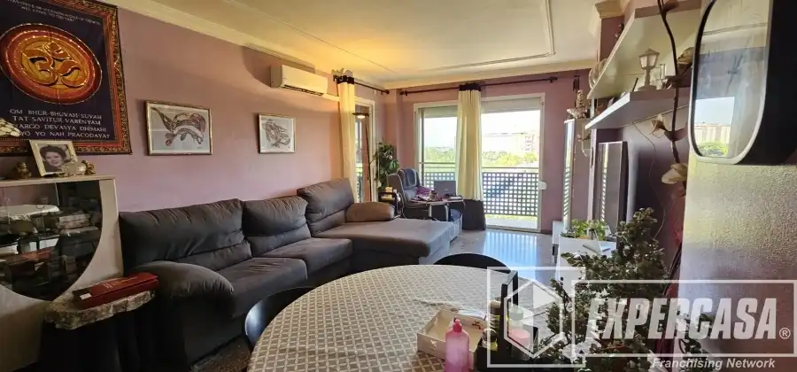 Living room of Flat for sale in Alaquàs  with Air Conditioner