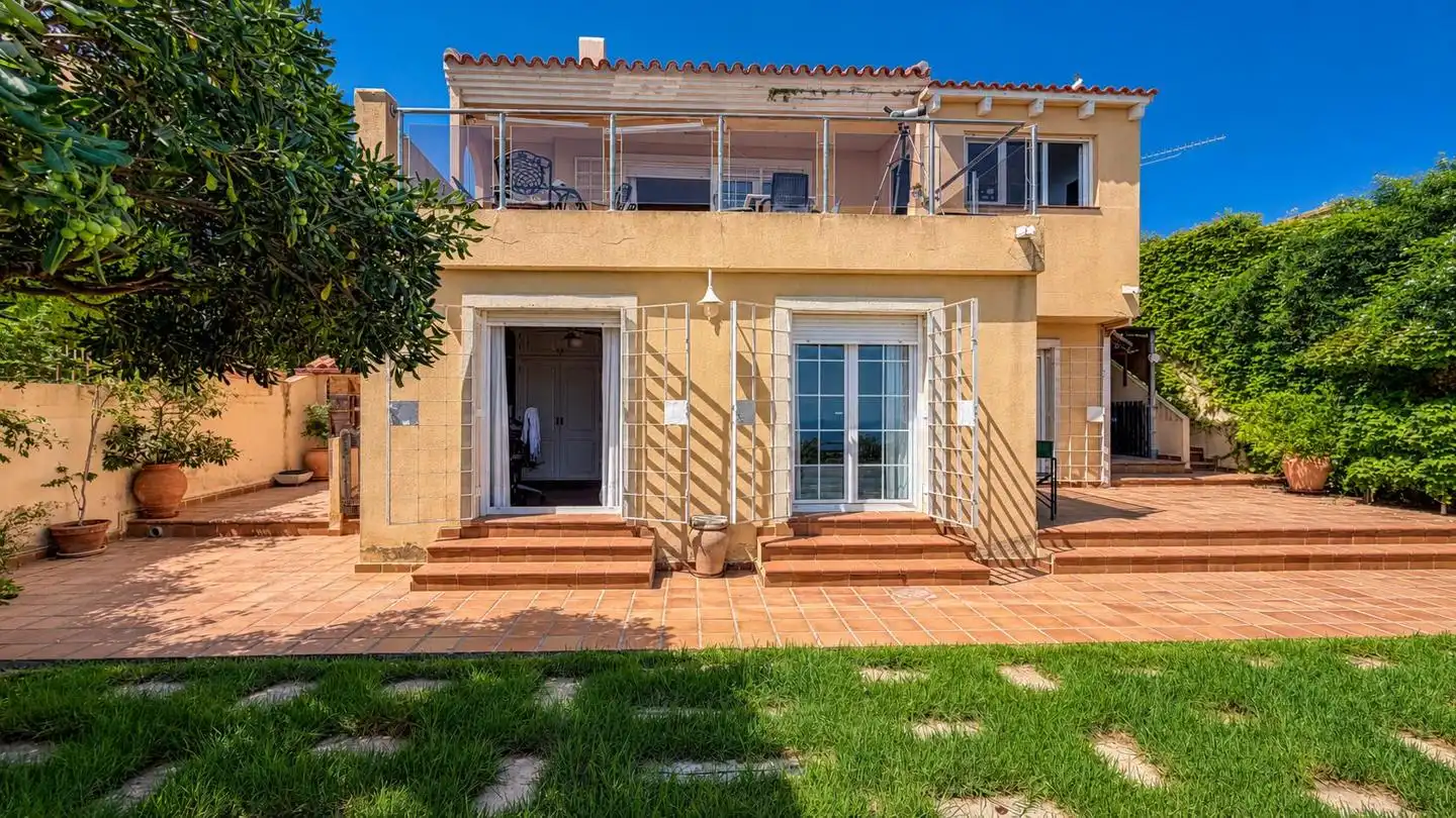 Exterior view of Houses for sale in Santa Pola  with Air Conditioner, Private garden and Terrace