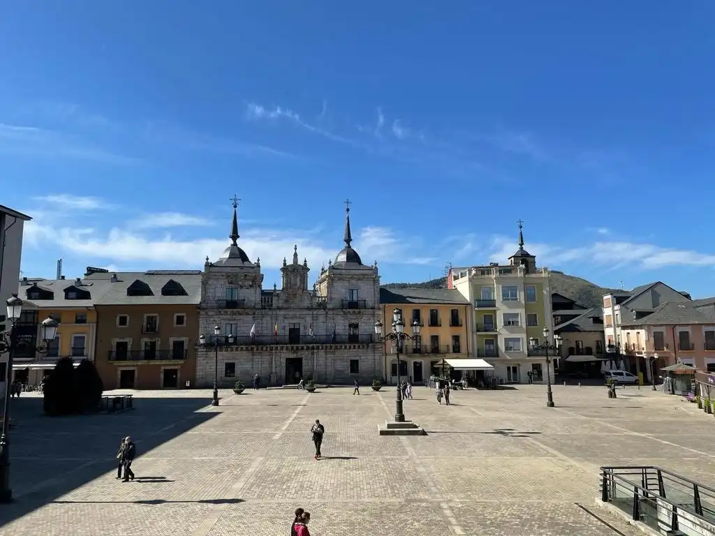 Local comercial en alquiler en Plaza AYUNTAMIENTO, imagen 2