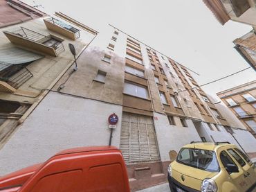 Piso con balcón en venta en Centre