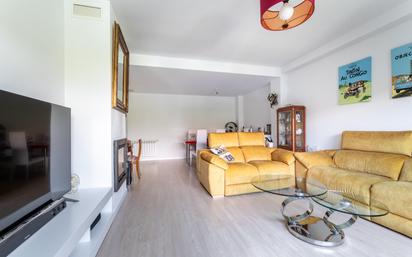 Living room of Single-family semi-detached for sale in Colmenar Viejo  with Terrace