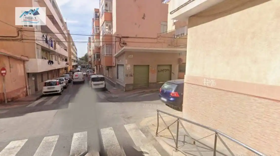 Piso con terraza en venta en Calle CAMPORRUBIO