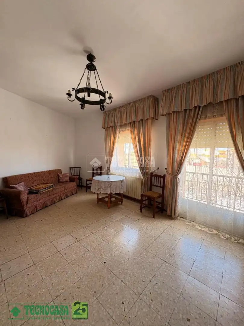 Sala de estar de Piso en venta en Dosbarrios con Calefacción