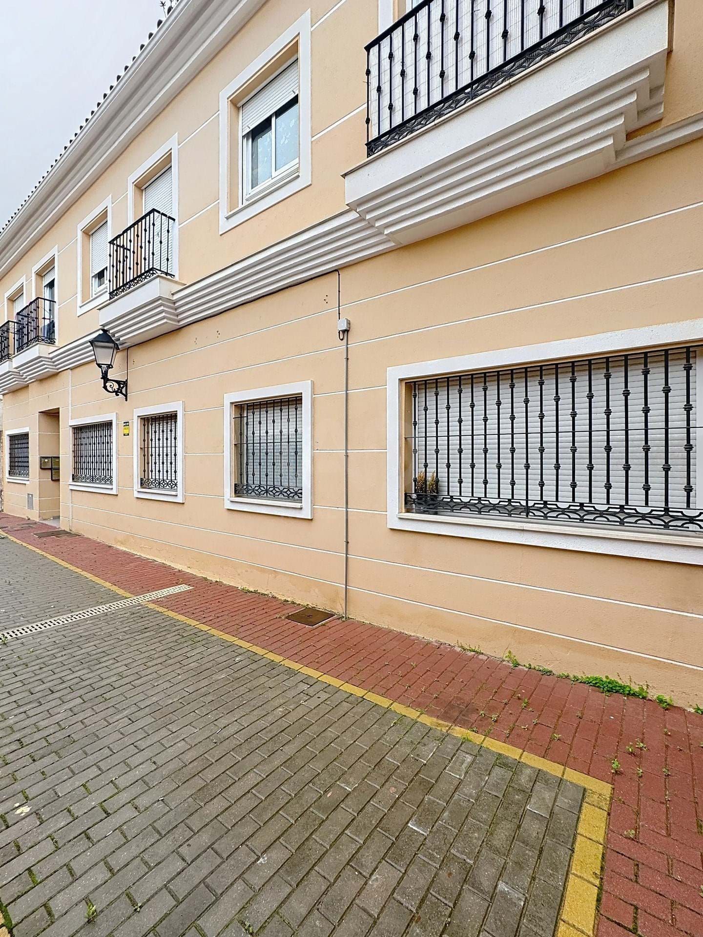 Vista exterior de Edifici en venda en Fuengirola