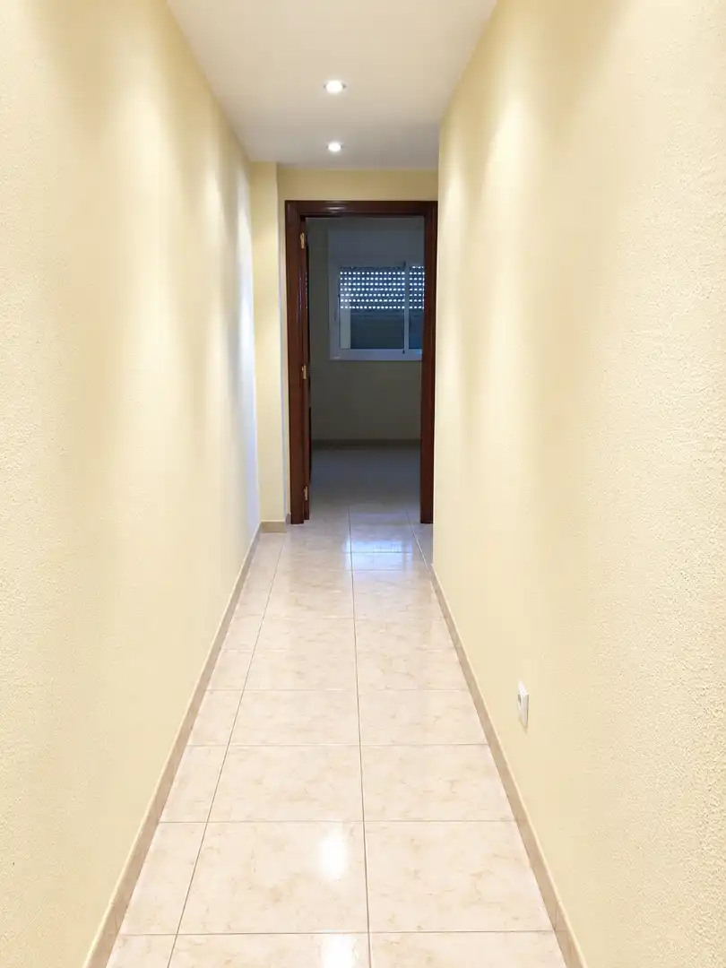Flat for rent in Reus  with Heating, Oven and Balcony