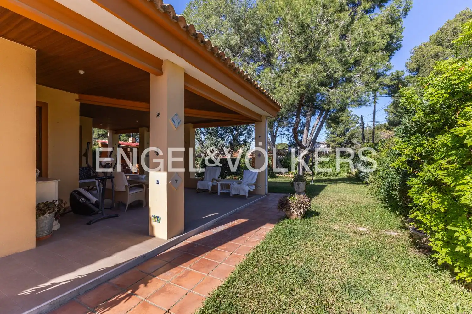 Vista exterior de Casa o chalet en venta en Paterna con Aire acondicionado, Calefacción y Jardín privado