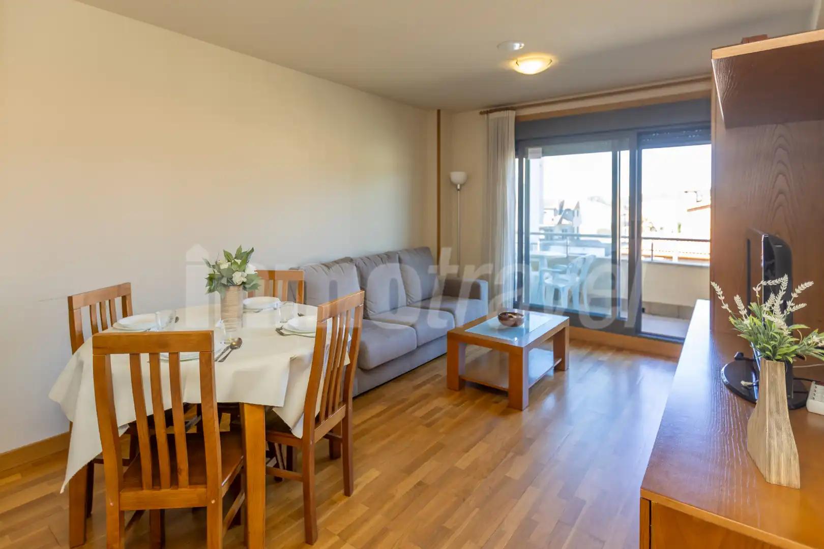 Sala d'estar de Apartament en venda en Sanxenxo amb Calefacció, Parquet i Terrassa