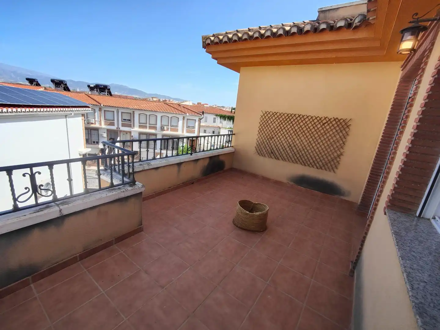 Terrasse von Dachboden zum Verkauf in Las Gabias mit Heizung und Terrasse