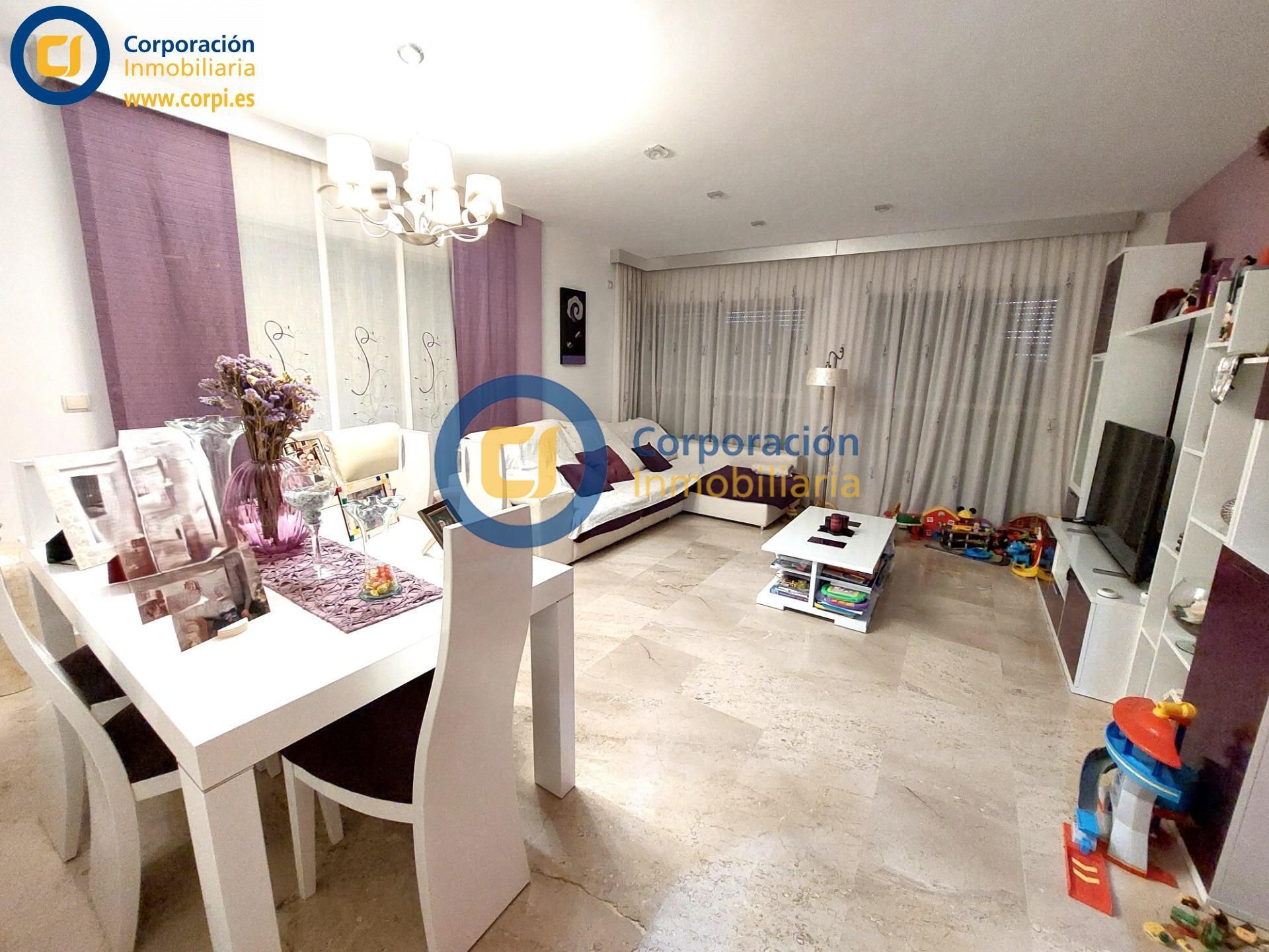 Sala de estar de Ático en venta en Lorca con Terraza, Trastero y Balcón