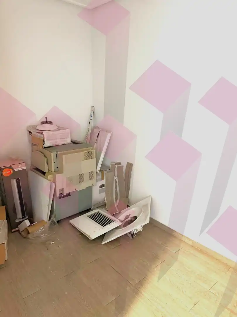 Schlafzimmer von Geschaftsraum zum Verkauf in Ciudad Real mit Klimaanlage, Heizung und Alarm