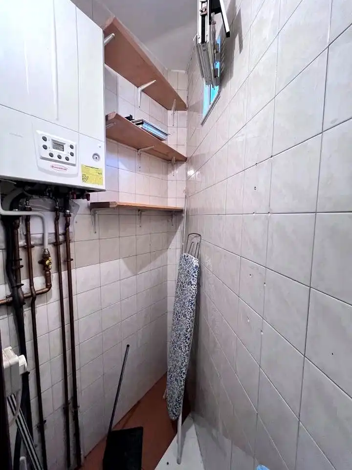 Baño de Piso en venta en Vitoria - Gasteiz con Calefacción, Trastero y Amueblado