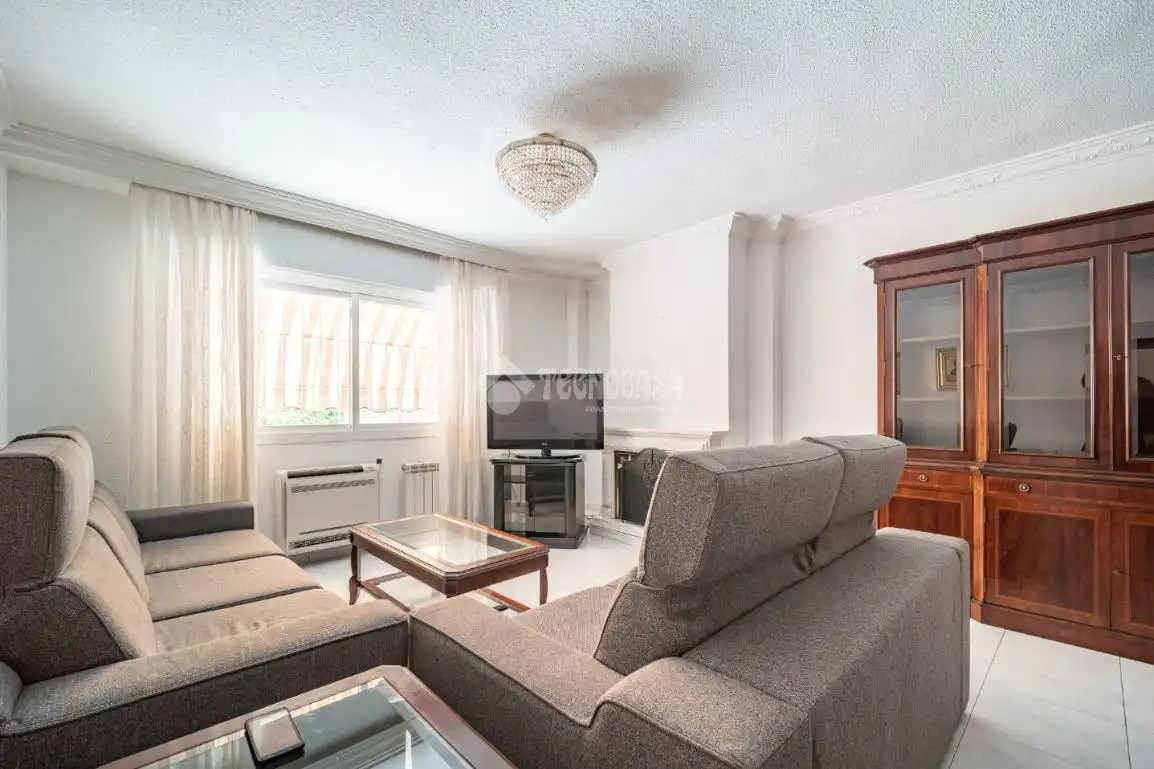 Sala de estar de Casa adosada en venta en Arganda del Rey con Aire acondicionado y Calefacción