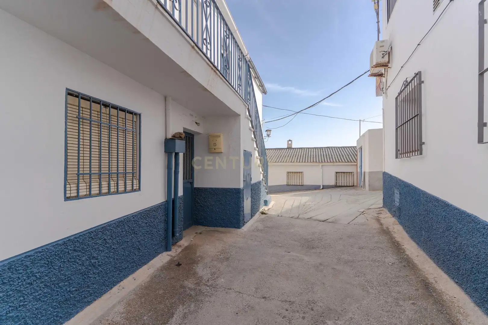 Vista exterior de Casa adosada en venta en Albuñol con Trastero, Microondas y Balcón