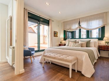 Ático con balcón en venta en Carrer Rovira i Virgili