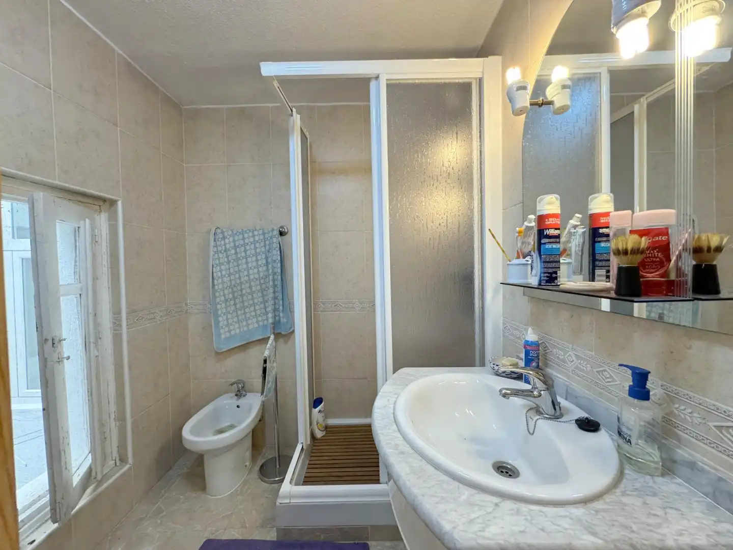 Bathroom of Country homes for sale in Poyales del Hoyo  with Air Conditioner, Terrace and Storage room