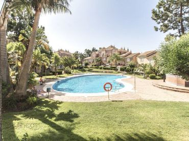 Adossat amb balcó en venda a Islantilla Golf