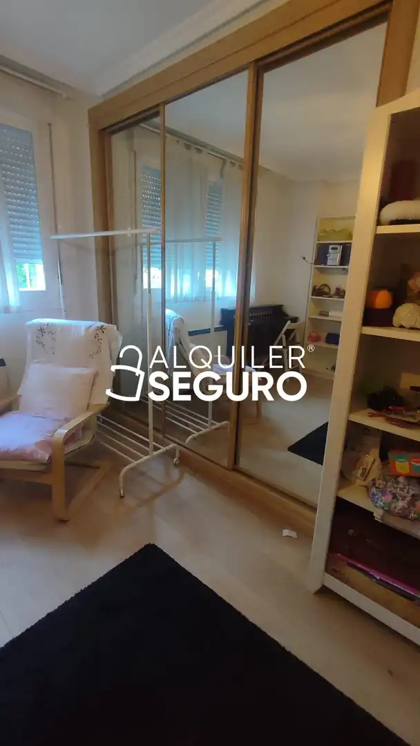 Habitación de Casa o chalet de alquiler en Madrid con Aire acondicionado y Calefacción