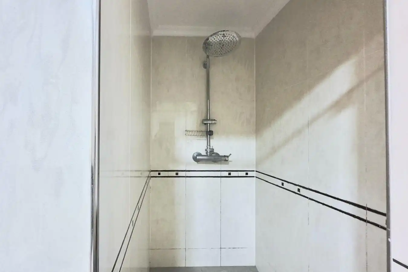 Bathroom of Attic for sale in Torrevieja  with Air Conditioner, Heating and Furnished