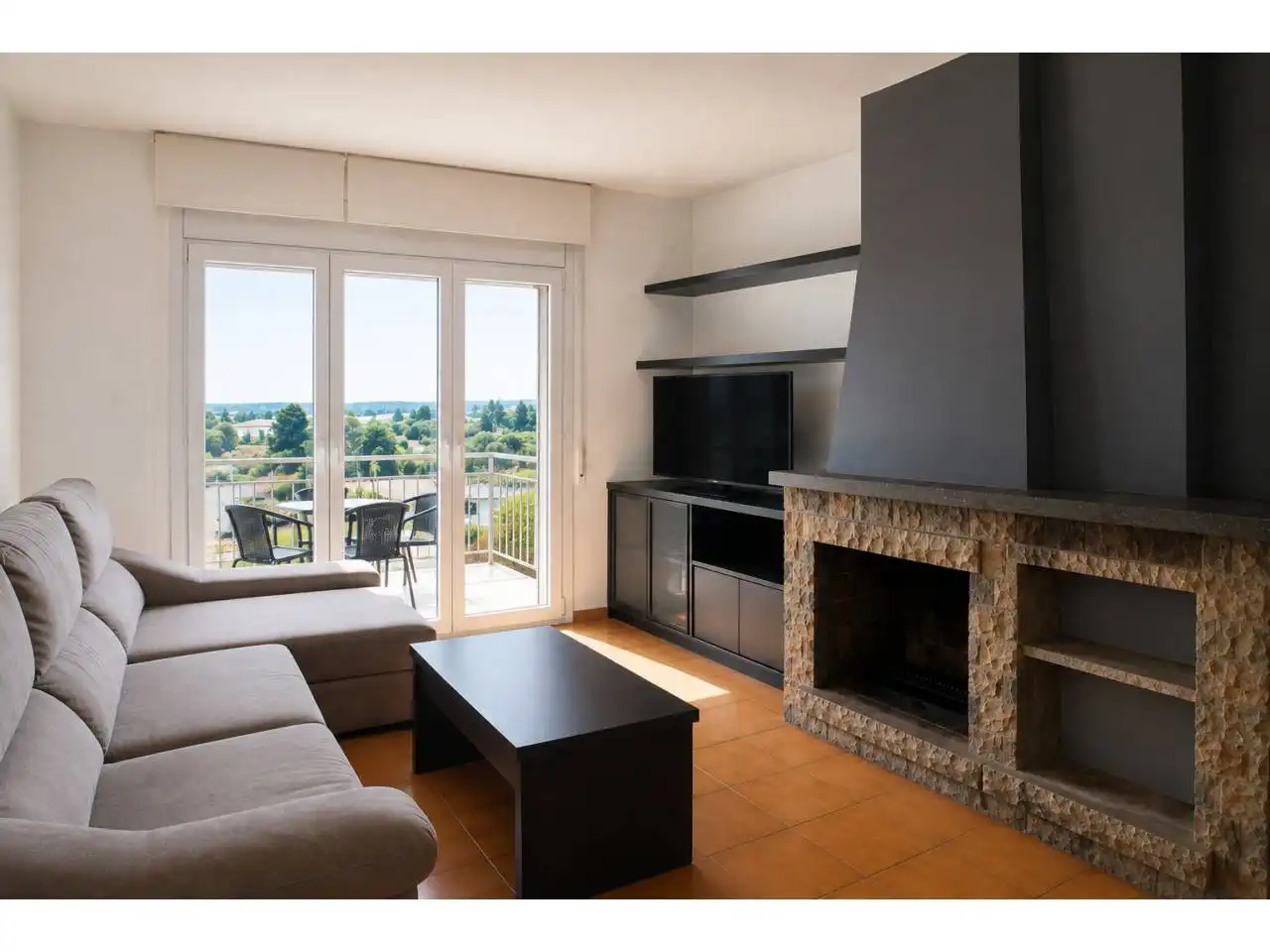 Sala de estar de Piso en venta en Centelles con Calefacción, Terraza y Balcón