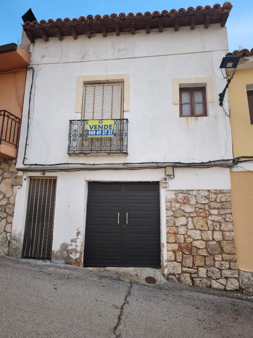 Vista exterior de Finca rústica en venda en Moratilla de los Meleros amb Traster i Balcó