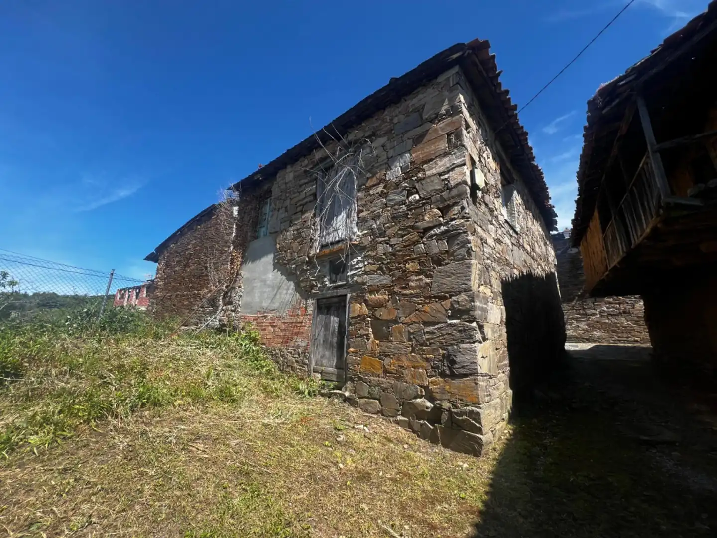 Vista exterior de Casa o xalet en venda en Ponferrada
