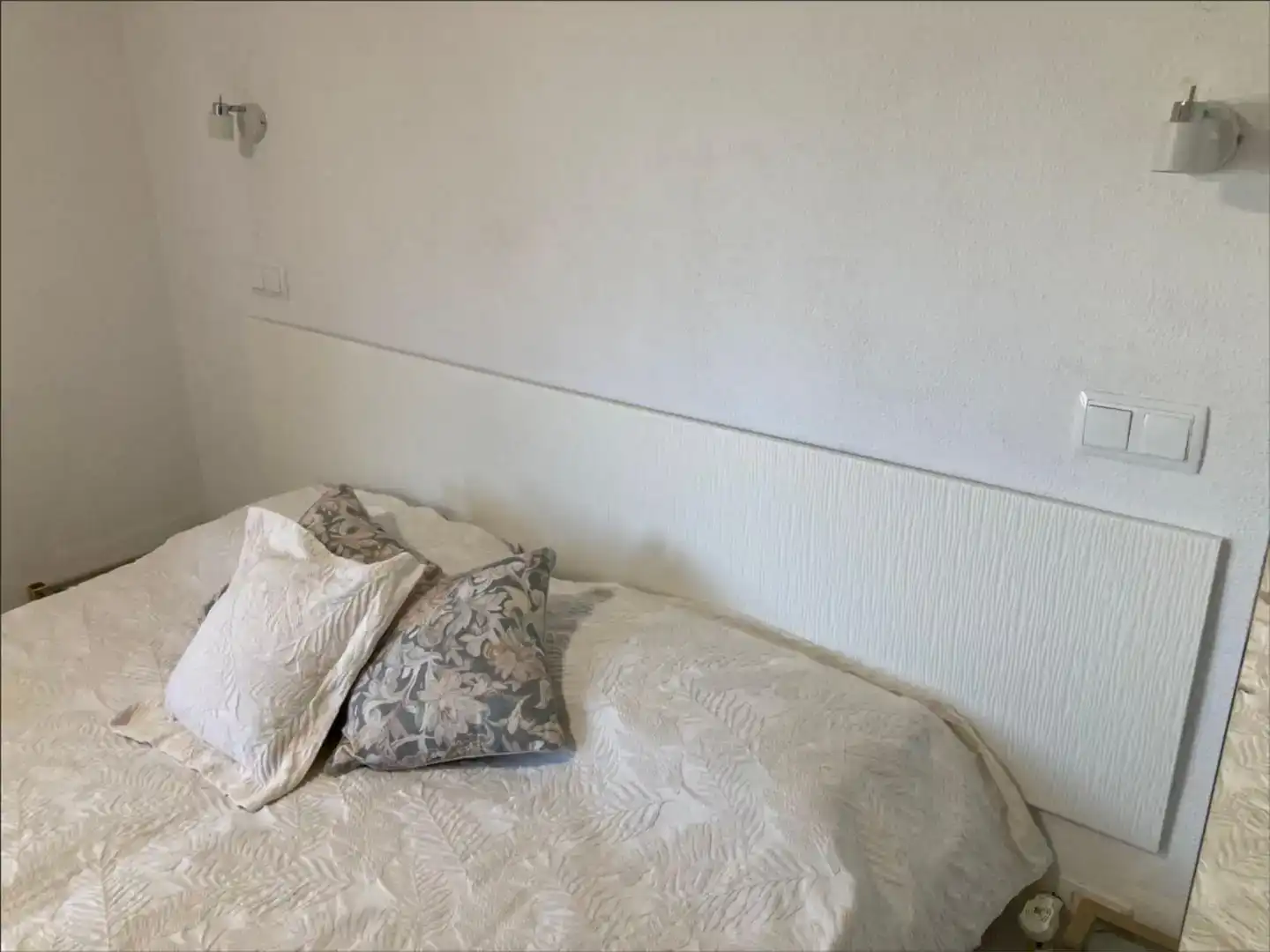 Schlafzimmer von Wohnung zur Miete in Dénia mit Klimaanlage, Privatgarten und Schwimmbad