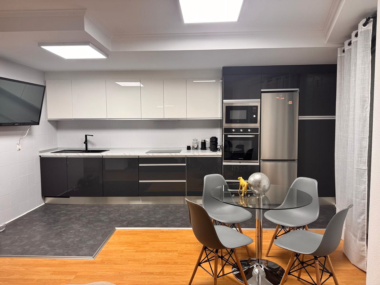 Küche von Wohnung miete in  Toledo Capital mit Klimaanlage, Heizung und Parkett