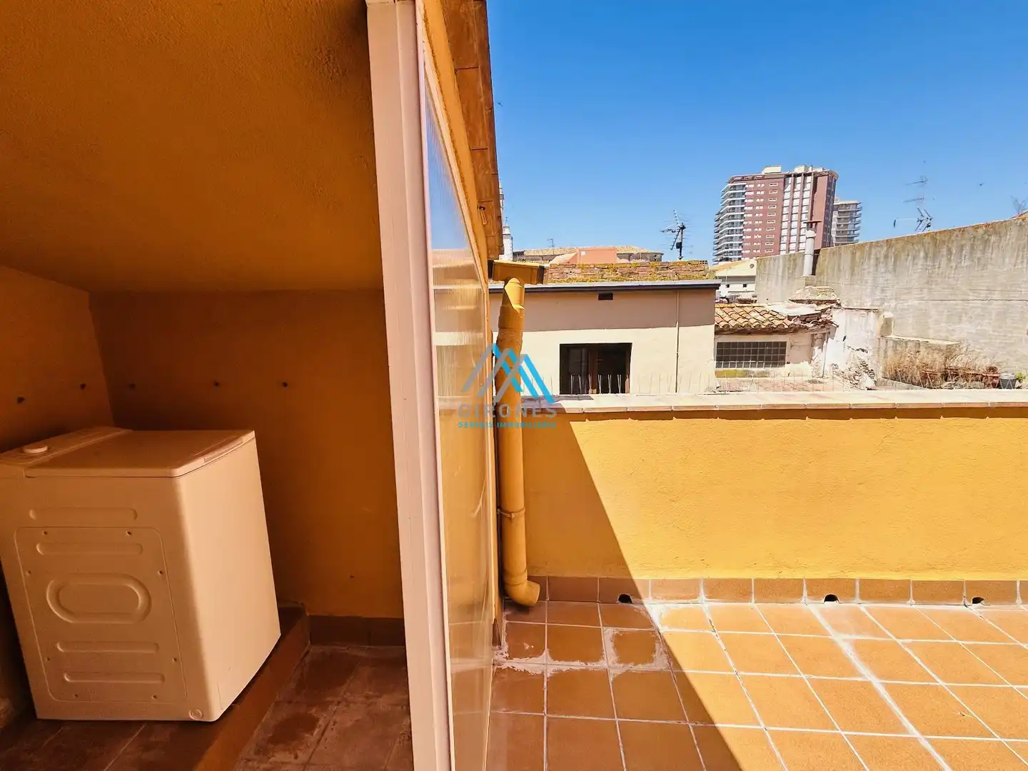 Terrasse von Wohnungen zum Verkauf in Palamós mit Klimaanlage, Heizung und Parkett