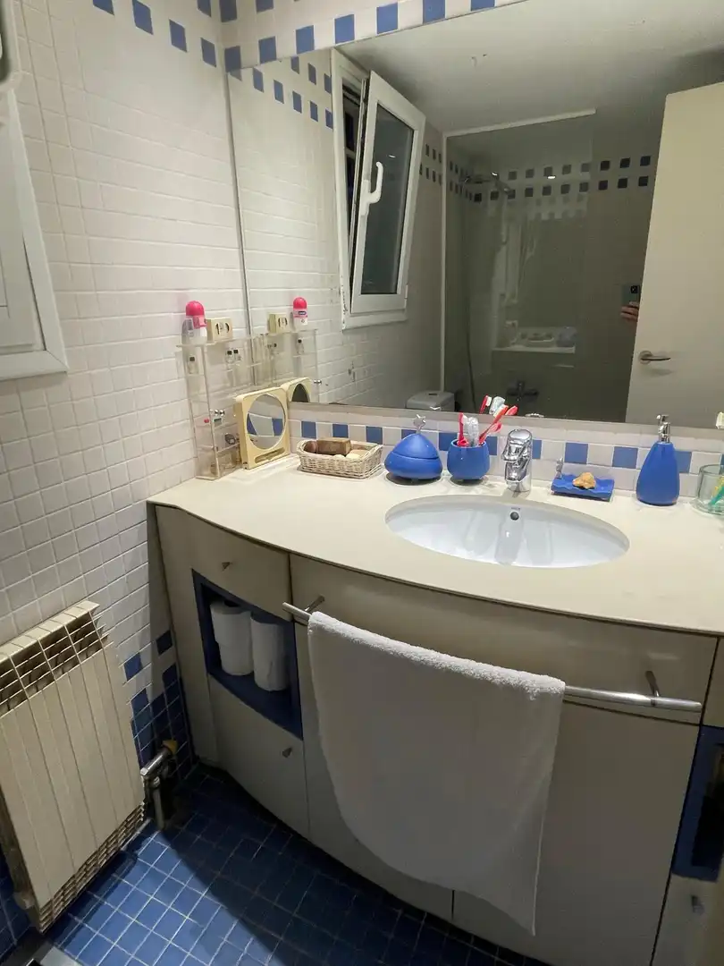 Baño de Piso en venta en Barcelona con Calefacción
