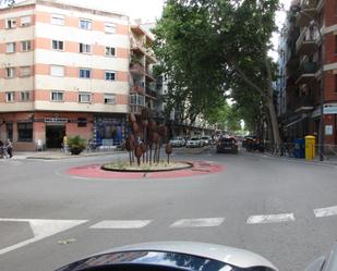 Vista exterior de Pis en venda en Reus amb Moblat, Rentadora i Balcó