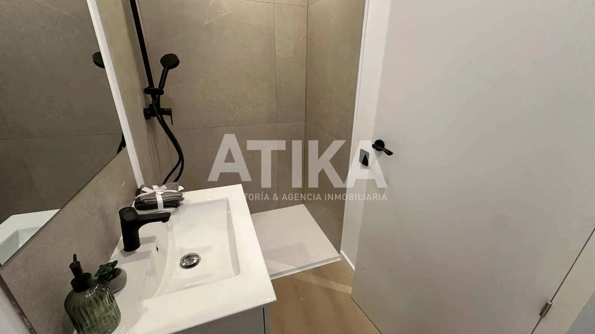 Baño de Piso en venta en Sant Rafael 