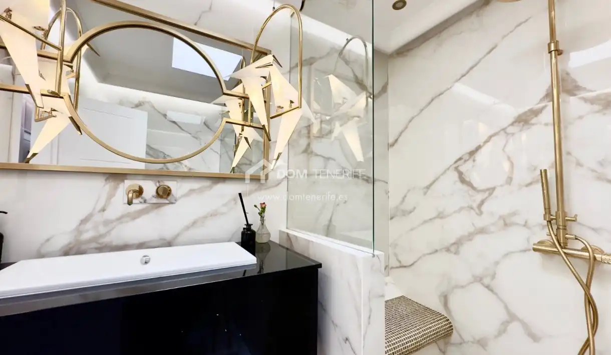 Baño de Casa o chalet en venta en Adeje con Aire acondicionado, Terraza y Trastero