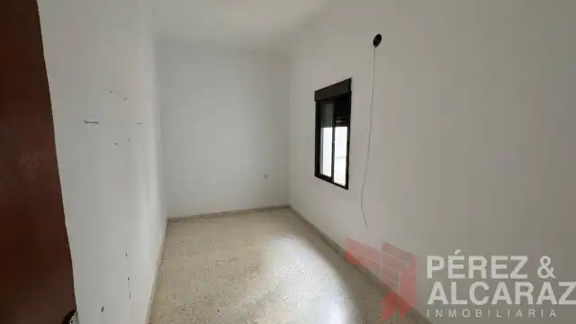Flat for sale in Palma del Río  with Air Conditioner, Storage room and Balcony