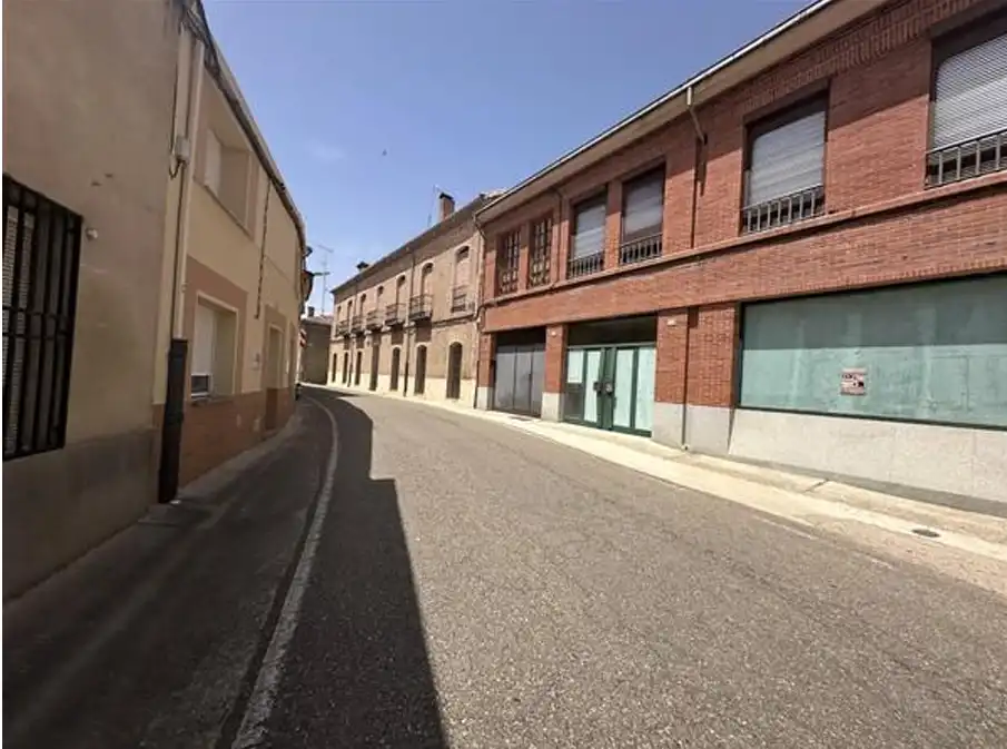 Exterior view of Commercial properties for sale in Fuentelapeña