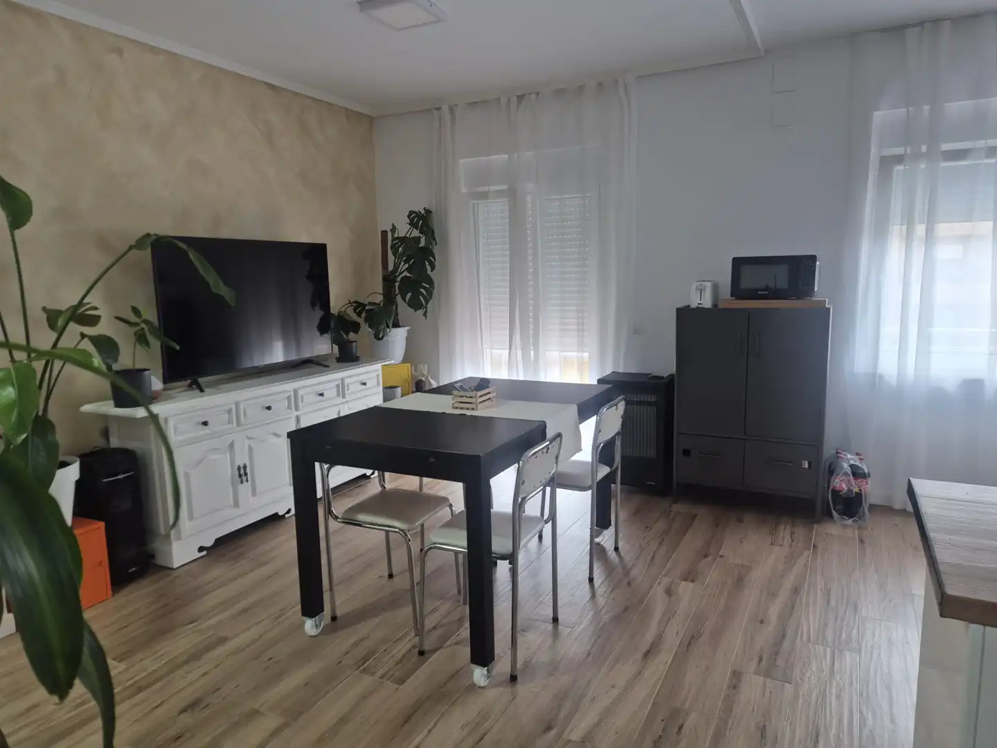 Sala de estar de Piso en venta en Hazas de Cesto con Parquet y Terraza