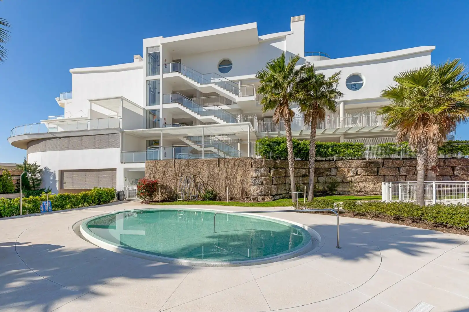 Vista exterior de Apartament en venda en Benalmádena amb Aire condicionat, Calefacció i Terrassa