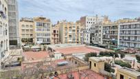 Vista exterior de Pis en venda en  Barcelona Capital amb Calefacció