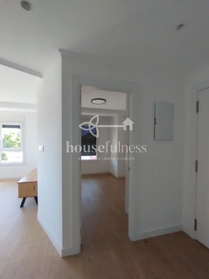 Apartamento de alquiler en Ferrol con Calefacción, Trastero y Amueblado
