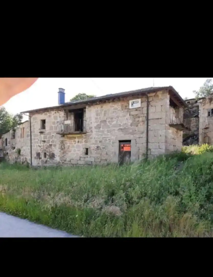 Vista exterior de Casa o chalet en venta en A Veiga  con Balcón