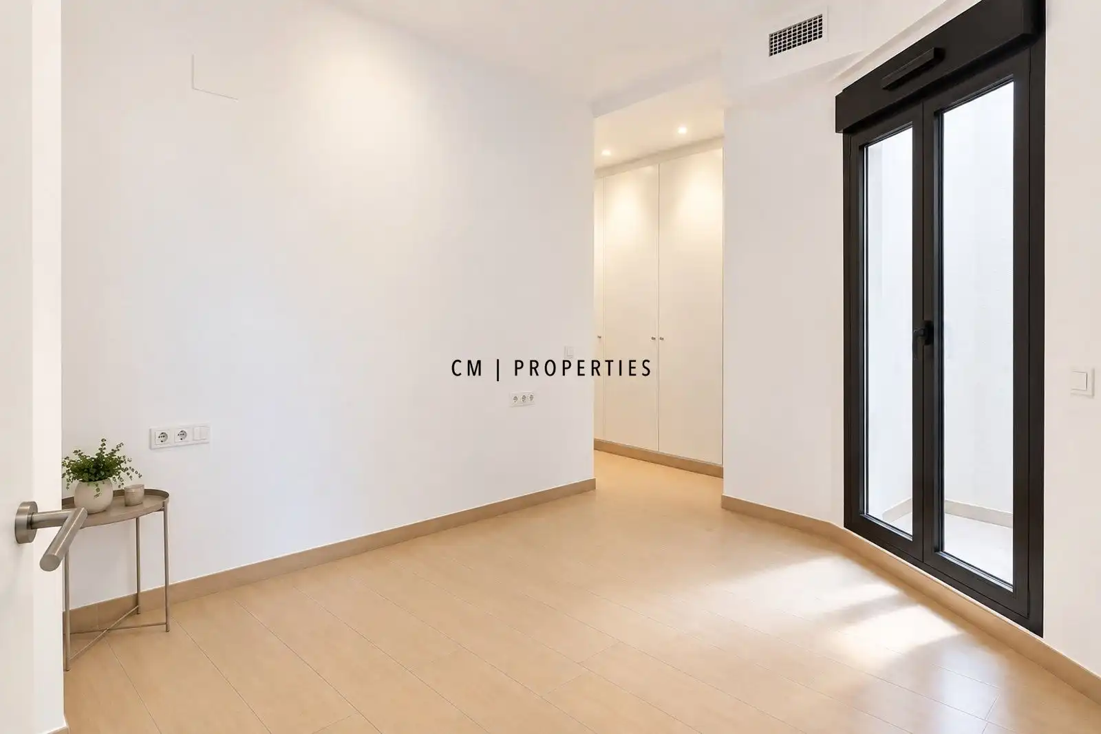 Habitación de Piso de alquiler en Valencia con Aire acondicionado, Calefacción y Terraza