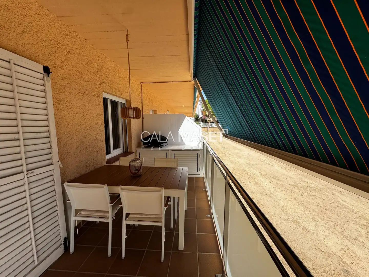 Terraza de Apartamento en venta en Castell d'Aro, Platja d'Aro i s'Agaró con Calefacción y Balcón
