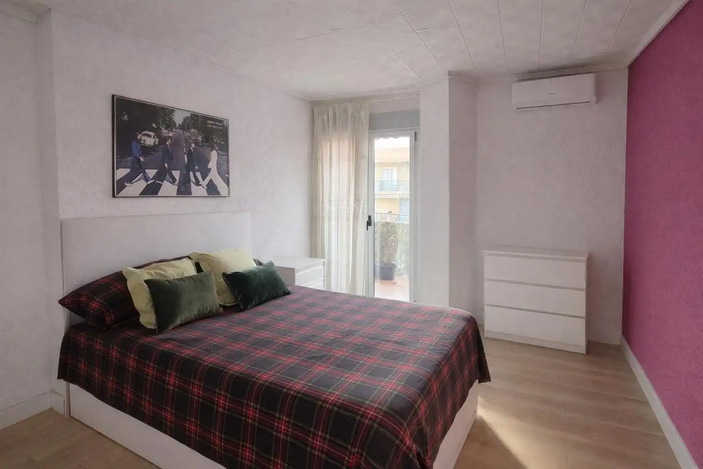 Habitación de Piso en venta en Elche / Elx con Balcón