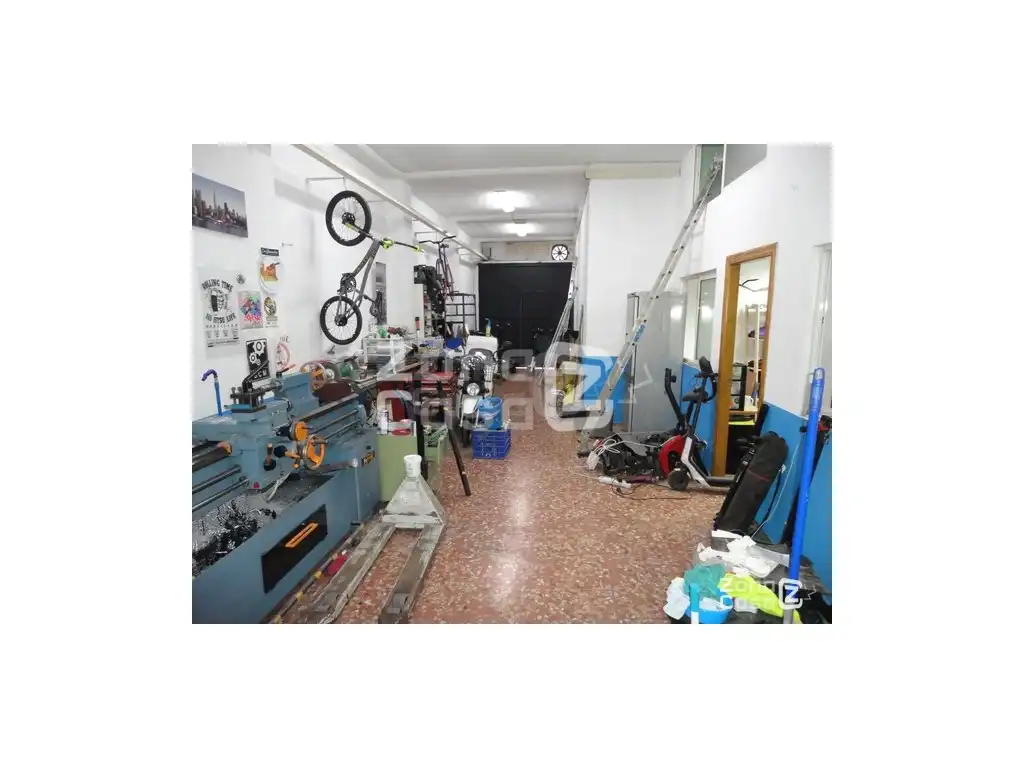 Business premises for sale in Casc Urbà, imagen 3